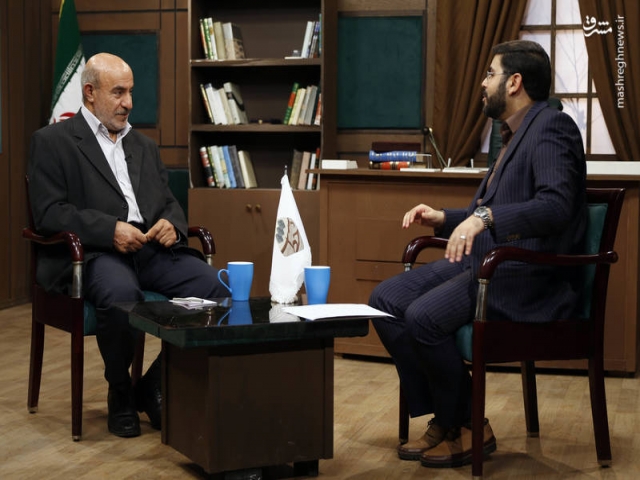 قیمت بنزین را با خلیج فارس مقایسه میکنیم، حقوق را هم با همانها مقایسه کنیم قیمت بنزین را با خلیج فارس مقایسه میکنیم، حقوق را هم با همانها مقایسه کنیم