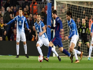 بارسلونا 2 - 0 اسپانیول : پاگشای کوتینیو در نوکمپ