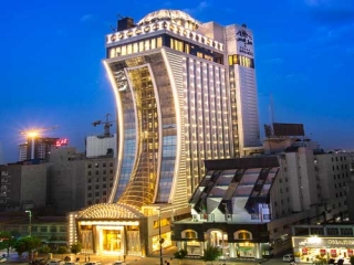 نگاهی کوتاه به هتل های مشهد