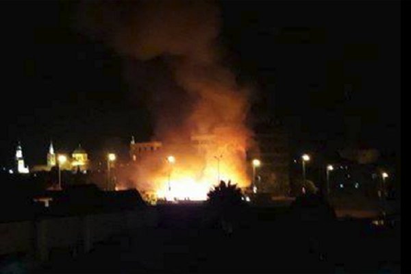 هتل محل سکونت زائران ایرانی در نجف اشرف آتش گرفت هتل محل سکونت زائران ایرانی در نجف اشرف آتش گرفت