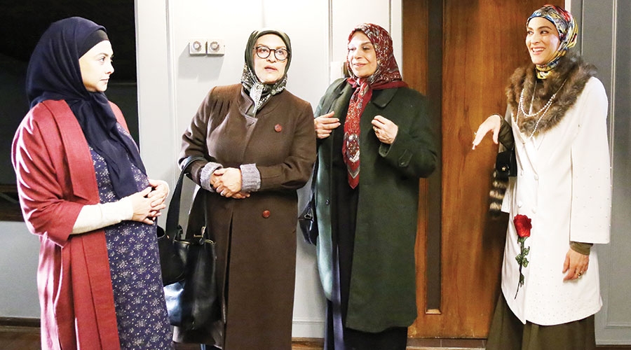 سریال دیوار به دیوار 2