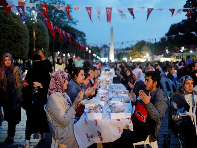ماه رمضان در ترکیه و استانبول ماه رمضان در ترکیه و استانبول