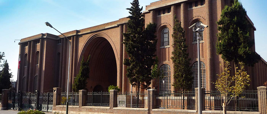 21 اردیبهشت ، آغاز ساختمان موزه ایران باستان
