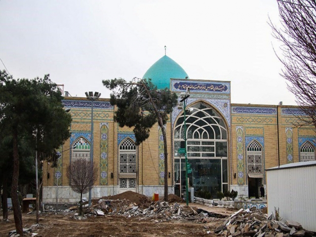گورستان امامزاده عبدالله شهر ری + قضیه تخریب آن