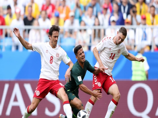 دانمارک 1 - 1 استرالیا ؛ نجات کانگوروها با VAR دانمارک 1 - 1 استرالیا ؛ نجات کانگوروها با VAR