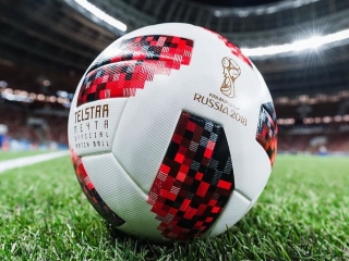چرا توپهای جام جهانی تل استار نام دارد؟
