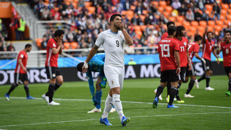 اروگوئه 1 - 0 مصر ؛ خیمنز علیه سوارز!