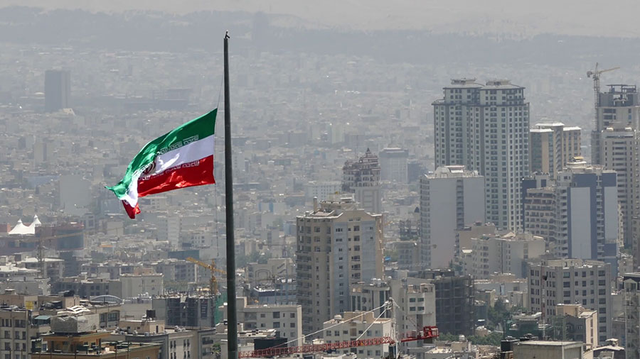 امروز وزش باد شدید در تهران خواهیم داشت امروز وزش باد شدید در تهران خواهیم داشت