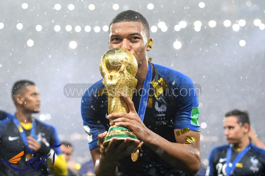 فرانسه قهرمان جام جهانی 2018 شد ; عکس های جشن قهرمانی فرانسه
