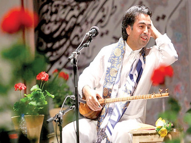 بیوگرافی پرواز همای خواننده ، آهنگساز ، سراینده و رهبر گروه مستان بیوگرافی پرواز همای خواننده ، آهنگساز ، سراینده و رهبر گروه مستان