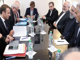 مقایسه میز روسای جمهور ایران و فرانسه جنجالی شد