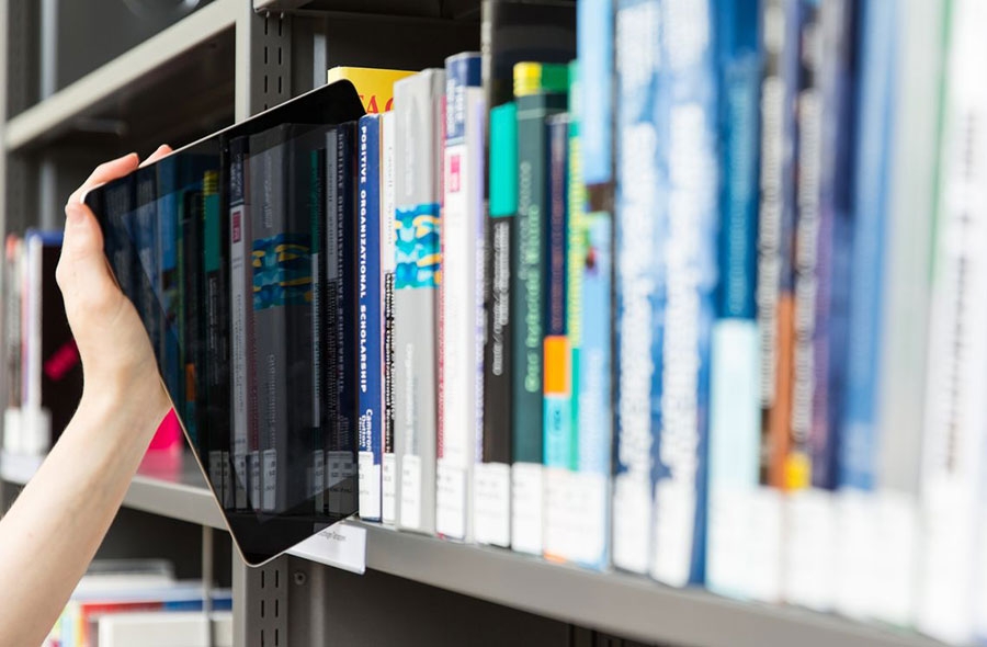 خداحافظی با کتابخانه ، با ظهور کتابخانه های مجازی ، دیجیتال و الکترونیک