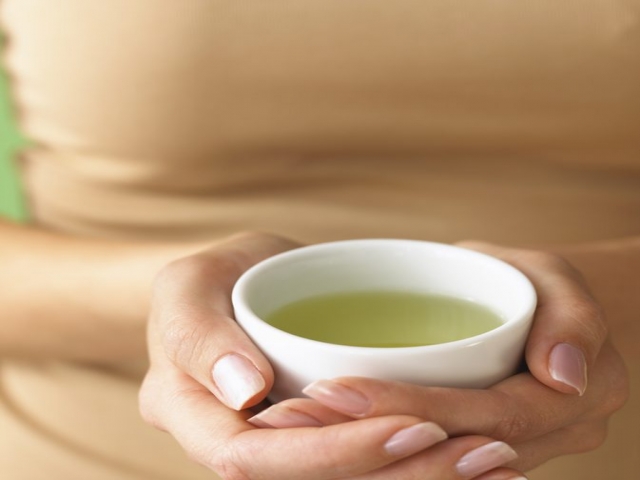 چای سبز و درمان یبوست