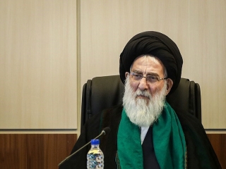 تکذیب درگذشت آیت الله هاشمی شاهرودی / تیم پزشکی: از لحاظ پزشکی امکان حیات ایشان وجود ندارد