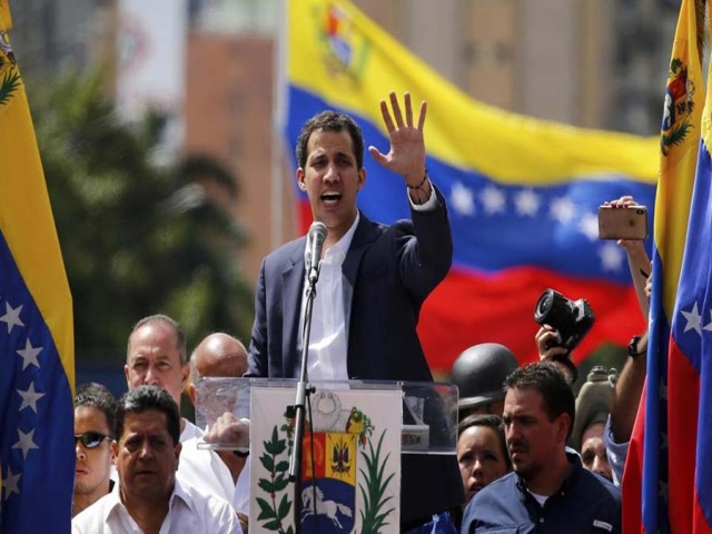 کودتا در ونزوئلا علیه مادورو / کاراکاس دیپلمات‌های آمریکایی را اخراج کرد