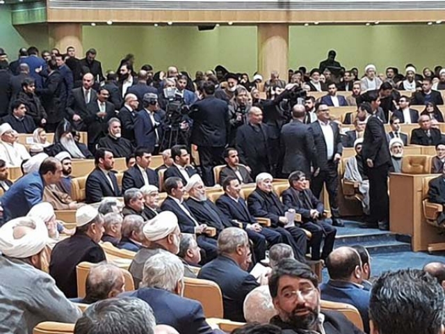 مراسم دومین سالگرد درگذشت آیت الله هاشمی با حضور روحانی مراسم دومین سالگرد درگذشت آیت الله هاشمی با حضور روحانی