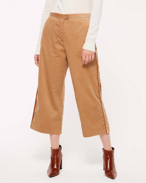 models-of-womens-pants