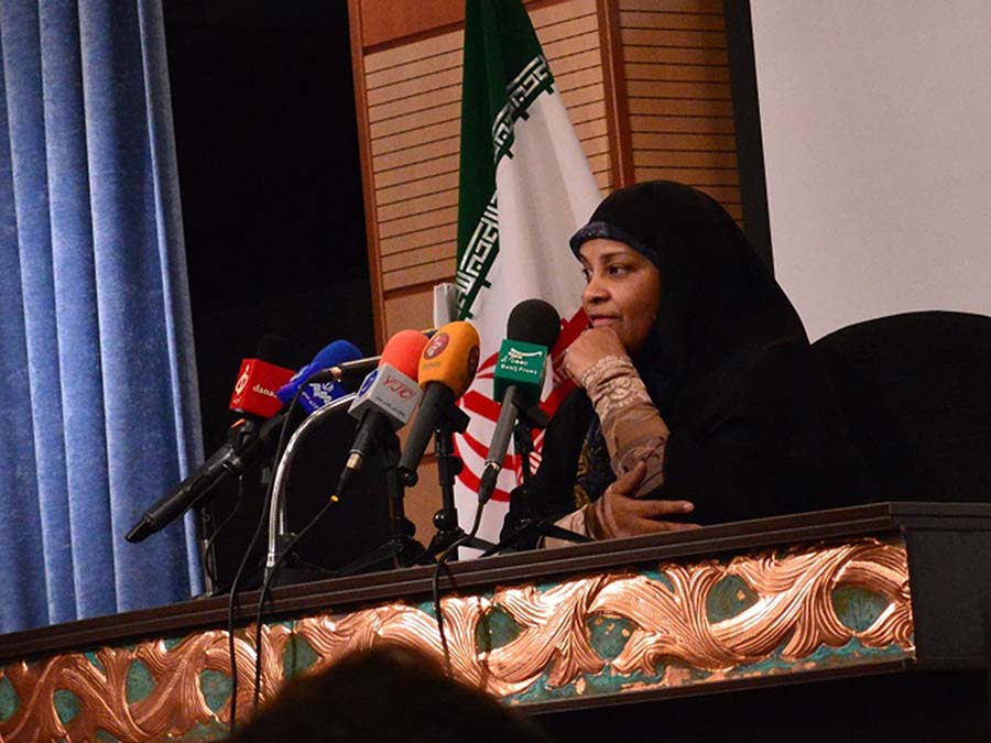 آمریکا بازداشت بدون اتهام مجری پرس تیوی را تایید کرد آمریکا بازداشت بدون اتهام مجری پرس تیوی را تایید کرد