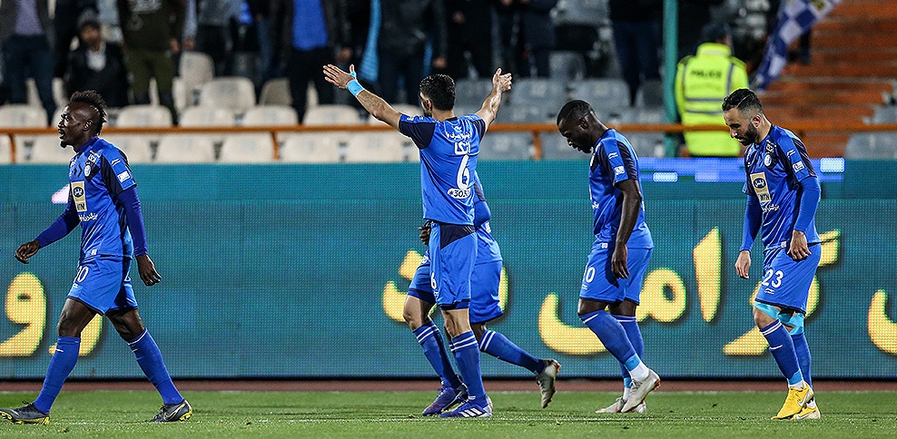 استقلال 1 - 0 نفت مسجد سلیمان ؛ لیگ برتر جذاب تر از همیشه ! استقلال 1 - 0 نفت مسجد سلیمان ؛ لیگ برتر جذاب تر از همیشه !