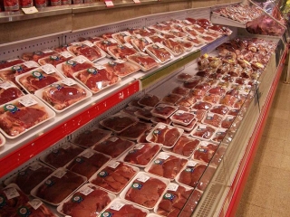 تداوم واردات گوشت تا کاهش قیمت به 65 هزار تومان / تدابیر ویژه برای تأمین مرغ و گوشت ماه رمضان