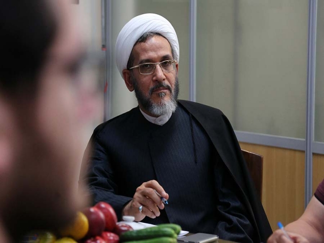 احضار وزیر ارشاد و دبیر جشنواره جهانی فیلم فجر به مجلس احضار وزیر ارشاد و دبیر جشنواره جهانی فیلم فجر به مجلس