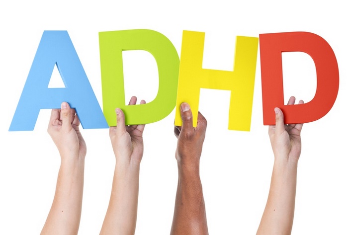 اختلال‌ کم‌ توجهی‌ ـ بیش‌ فعالی‌ چیست (علل، علائم، پیشگیری و درمان) ADHD