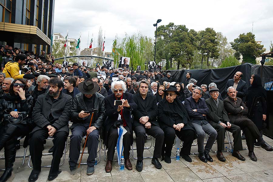 funeral-of-jamshid-mashhikis-body funeral-of-jamshid-mashhikis-body