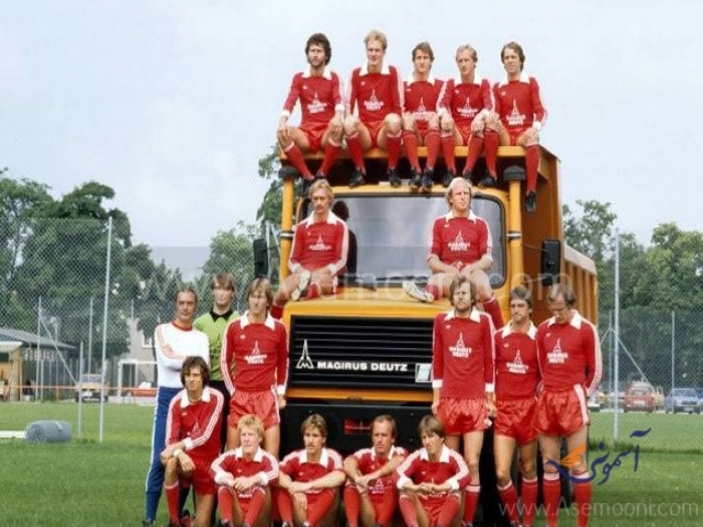 آشنایی با باشگاه بایرن مونیخ: دایره قرمز ، پرچم ایالت باواریا و 10 قهرمانی پیاپی در آلمان