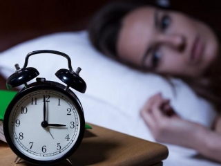 بی خوابی چیست (علل، علائم، پیشگیری و درمان) insomnia