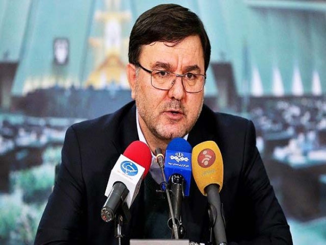 موضوع سهمیه بندی بنزین فعلا متوقف است / دولت و مجلس درباره سرنوشت بنزین نشست مشترک برگزار میکنند موضوع سهمیه بندی بنزین فعلا متوقف است / دولت و مجلس درباره سرنوشت بنزین نشست مشترک برگزار میکنند