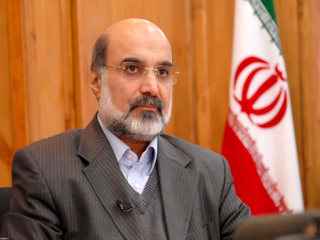 دستور رئیس سازمان صدا وسیما برای صیانت از زبان فارسی اصیل دستور رئیس سازمان صدا وسیما برای صیانت از زبان فارسی اصیل