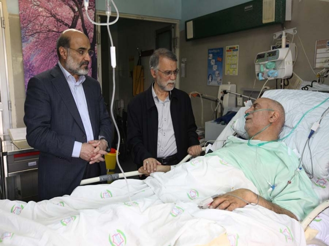 عیادت رئیس رسانه ملی از جمال شورجه عیادت رئیس رسانه ملی از جمال شورجه