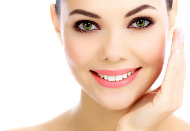 پاکسازی پوست در آرایشگاه چگونه است؟