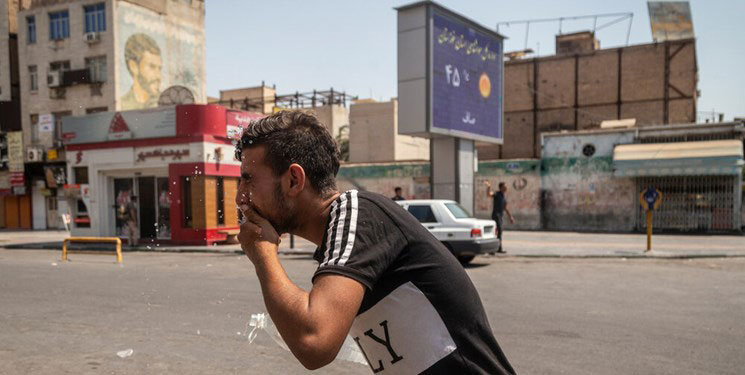 افزایش دمای هوا در کشور / گرمای 40 درجه در پایتخت و 50 درجه در اهواز - Increase in air temperature in the country افزایش دمای هوا در کشور / گرمای 40 درجه در پایتخت و 50 درجه در اهواز - Increase in air temperature in the country