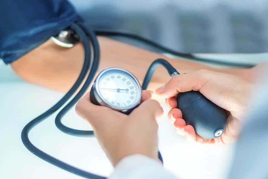 آمار نگران کننده از شیوع بالای فشار خون در کشور - prevalence of high blood pressure in the country