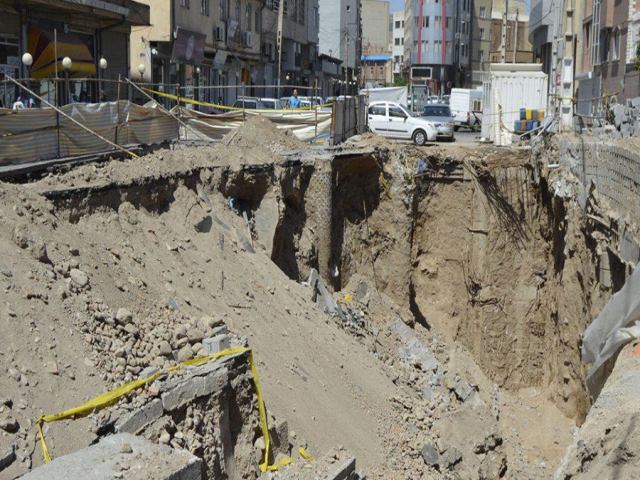 پاسخ انجمن متخصصین مرمت آذربایجان شرقی درباره کشف آثار تاریخی در یک پروژه شهری تبریز پاسخ انجمن متخصصین مرمت آذربایجان شرقی درباره کشف آثار تاریخی در یک پروژه شهری تبریز