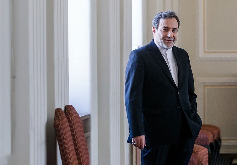 عراقچی برای تحویل پیام روحانی به ماکرون به پاریس می رود - Araghchi goes to Paris to deliver Rouhani message to Macron عراقچی برای تحویل پیام روحانی به ماکرون به پاریس می رود - Araghchi goes to Paris to deliver Rouhani message to Macron