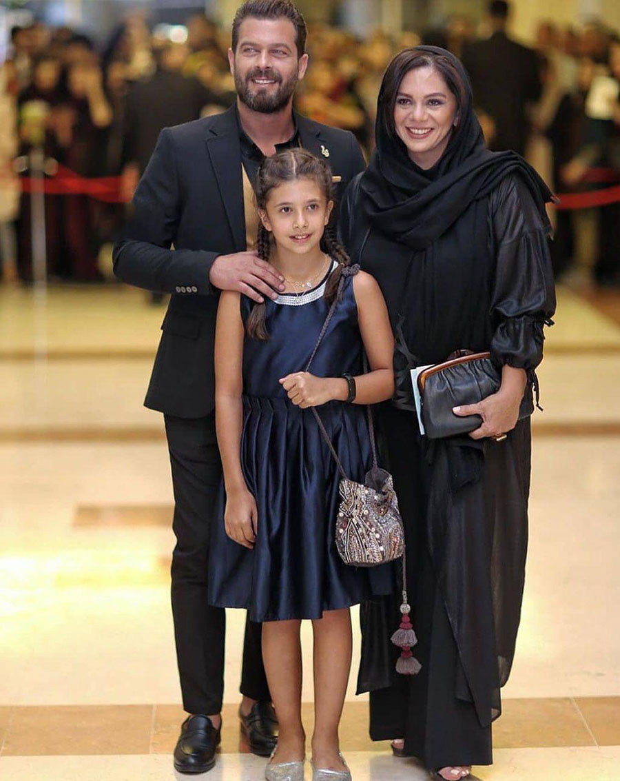 پژمان بازغی و خانواده اش در جشن حافظ