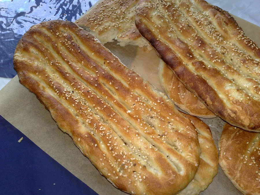 نان بربری شورترین نان کشور شناخته شد - Bread is the most sour bread in the country نان بربری شورترین نان کشور شناخته شد - Bread is the most sour bread in the country
