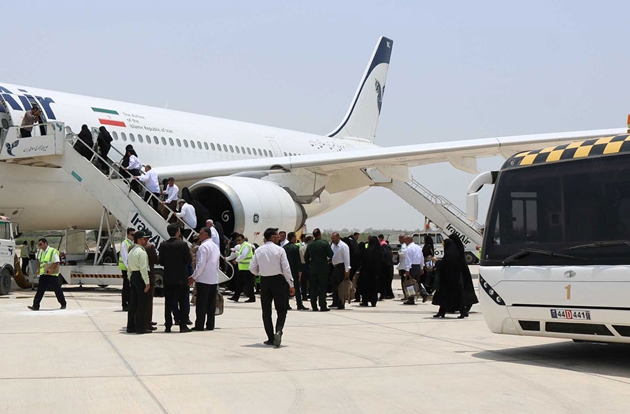 بدرقه کنندگان حجاج در منزل خداحافظی کنند نه در فرودگاه - Say goodbye to the Hajjis at home not at the airport
