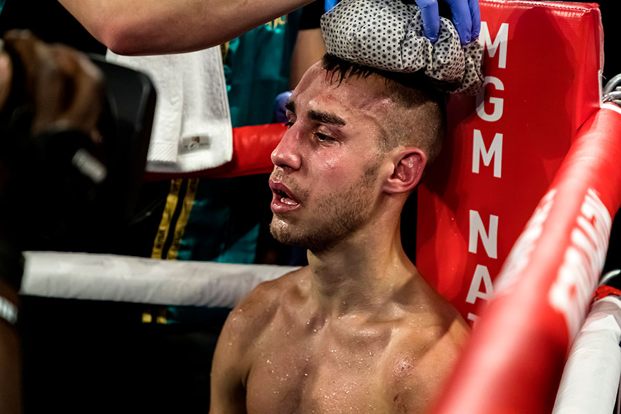 مرگ بوکسور اهل روس پس از 11 راند مقاومت - The death of the Russian boxer after a 11-round resistance