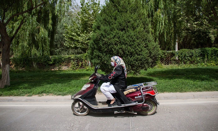 موتوروسواری و گواهینامه موتور برای زنان قانونی است یا خیر؟
