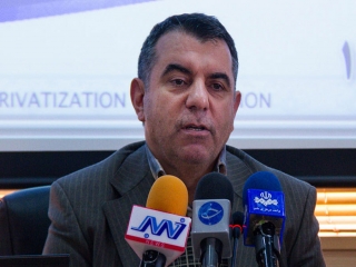 با استعفای پوری‌ حسینی موافقت شد