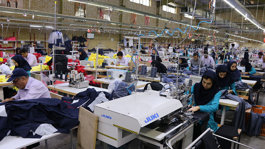 قیمت پوشاک 30 درصد افزایش یافت - Clothing prices rose 30 percent