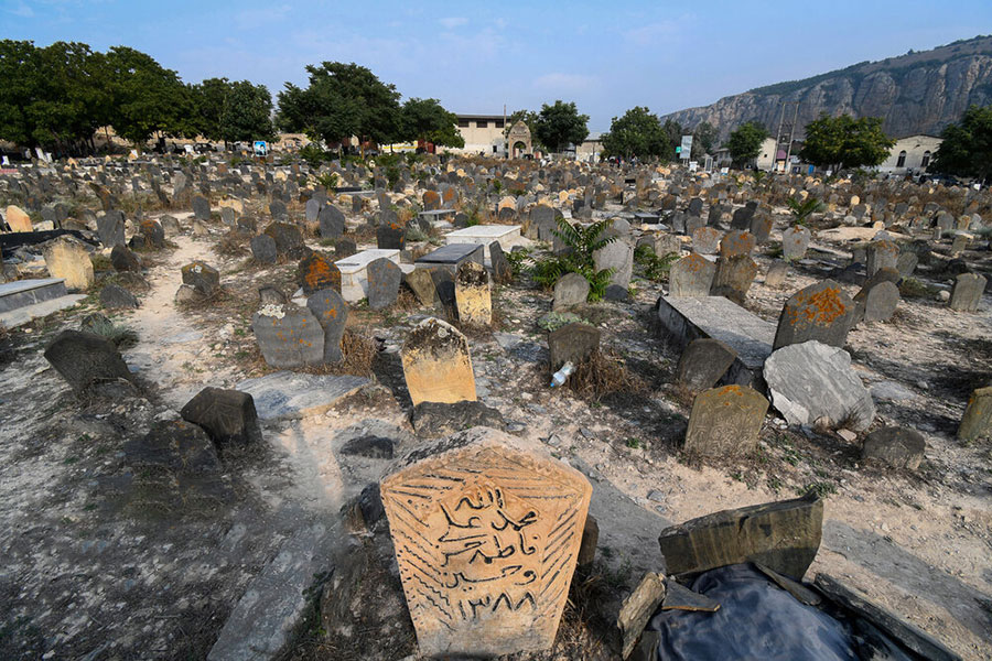 قبرستان «سفید چاه» در سرزمین سبز مازندران