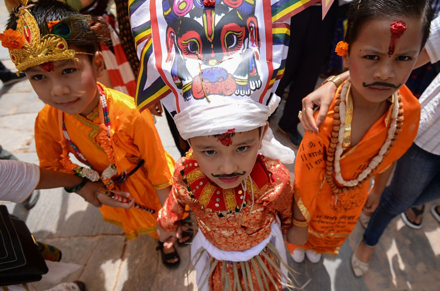 جشنواره سنتی گای جاترا در کاتماندو نپال