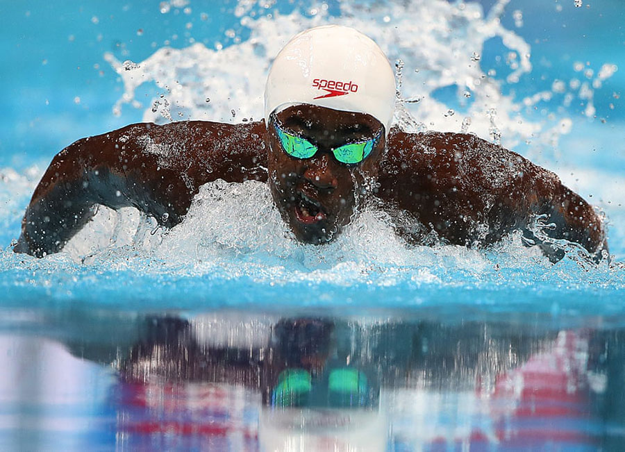 شناگر کانادایی در مسابقه فینال جهانی شنای 100 متر پروانه مردان در بوداپست مجارستان