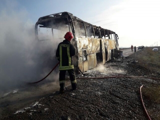 آتش‌سوزی اتوبوس در مسیر مشهد به زاهدان