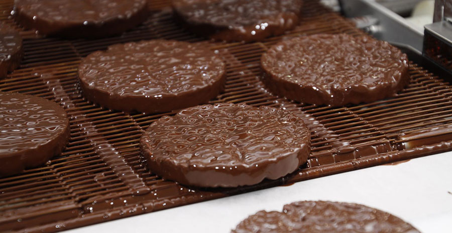 افزایش 20 درصدی قیمت شیرینی و شکلات - 20% rise in prices for sweets and chocolate