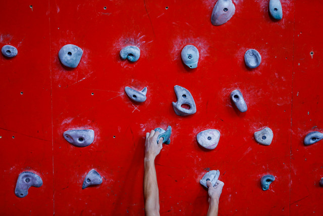 دستور بررسی دلیل سقوط کودک 8 ساله سنگنورد در اصفهان - Order to investigate the reason for the fall of 8-year-old child Rock climbing in Isfahan
